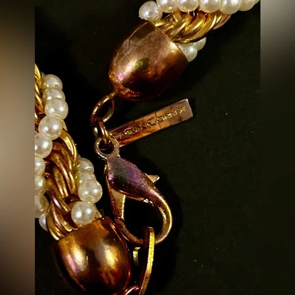 Vintage Pink and Gold Butterfly broach on a “Casual Corner” Necklace - Picture 3 of 8